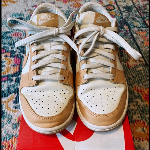 Nike Dunk Low Harvest Moon Sz W7 - Picture 2 of 6